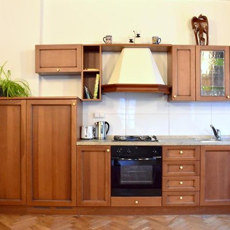 Apartment Lesser Town! Прага Екстериор снимка