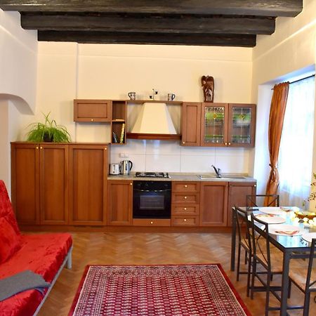 Apartment Lesser Town! Прага Екстериор снимка