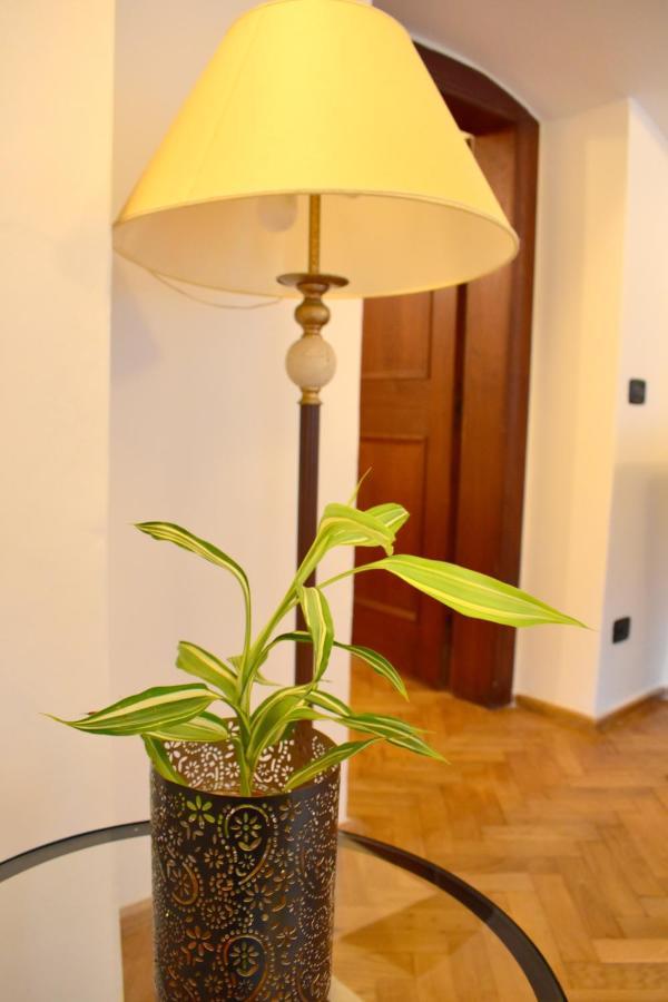 Apartment Lesser Town! Прага Екстериор снимка